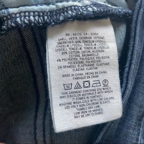 Pilcro and the Letterpress| Ultra High-Rise Fray Hem Skinny Jeans|Anthropologie - Picture 3 of 10